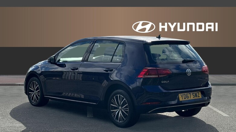 Volkswagen Golf 1.6 TDI SE [Nav] 5dr Diesel Hatchback